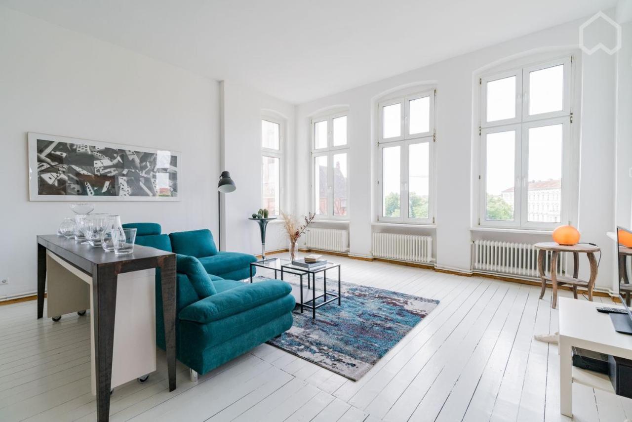 Center Schwabing Spacious Flat